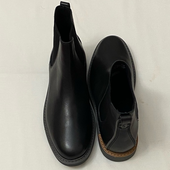 Cole Hann Faux Leather Chelsea Boots Size 8. - Picture 5 of 10